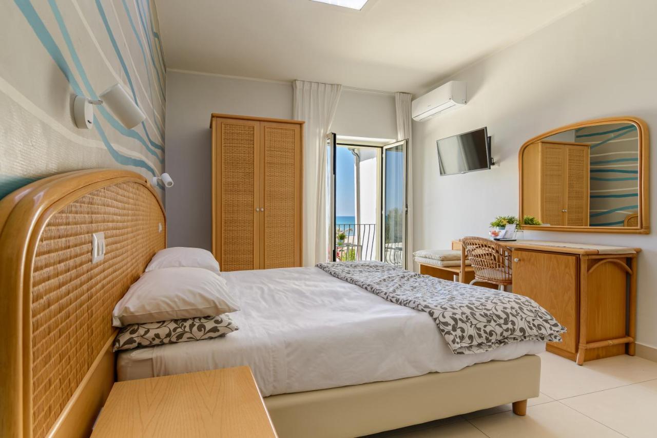 Hotel Mandetta - Adults Only Паестум Екстериор снимка